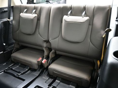 Used 2023 Lexus GX 460 Premium w/ Premium Package AWD/4WD image 21