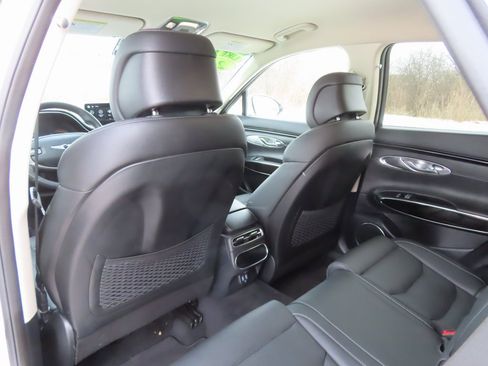 Used 2025 Genesis GV70 2.5T image 30