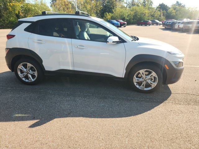 Used 2023 Hyundai Kona SEL AWD/4WD image 6