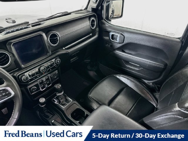 Used 2023 Jeep Wrangler Unlimited Sahara w/ Cold Weather Group AWD/4WD image 30