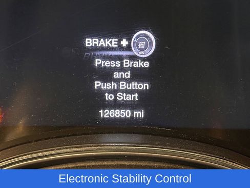 Used 2018 Jeep Grand Cherokee Laredo image 3