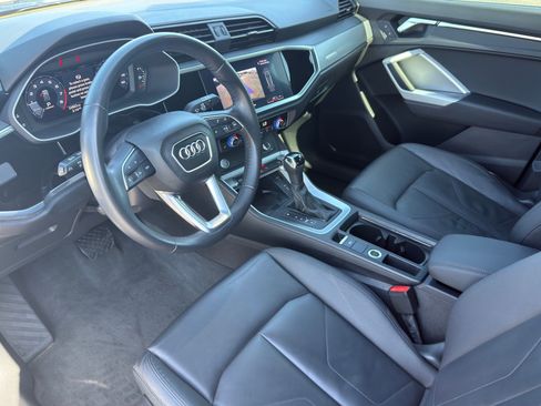 Used 2020 Audi Q3 2.0T Premium Plus w/ Premium Plus Package AWD/4WD image 6