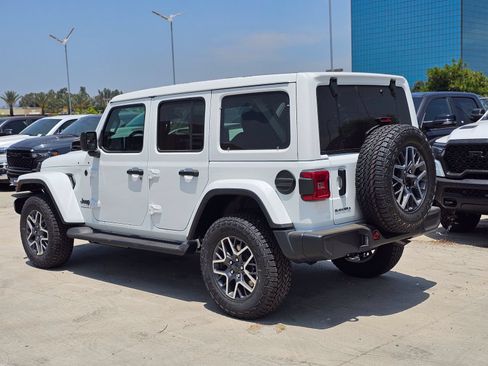 New 2026 Jeep Wrangler Unlimited Sahara AWD/4WD image 5