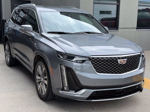 Used 2021 Cadillac XT6 Premium Luxury AWD/4WD image 7