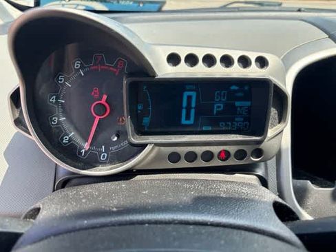 Used 2015 Chevrolet Sonic LT FWD image 15