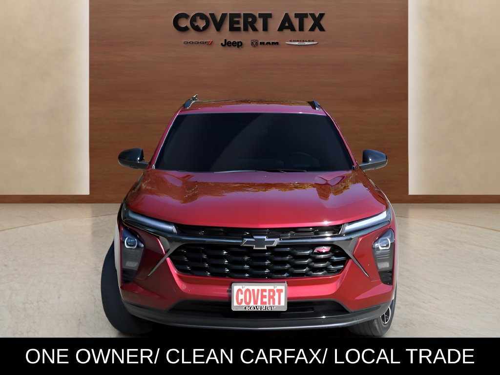 Used 2025 Chevrolet Trax RS FWD image 8