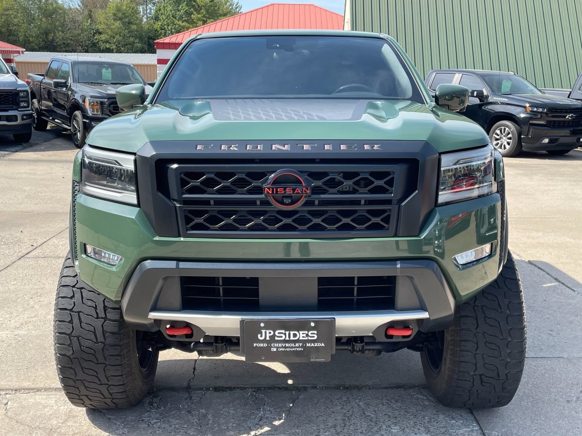 Used 2022 Nissan Frontier Pro-X RWD image 7