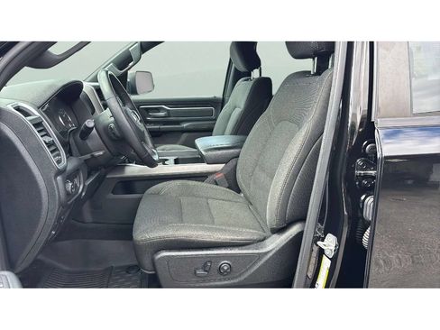Used 2020 RAM 1500 Big Horn AWD/4WD image 10