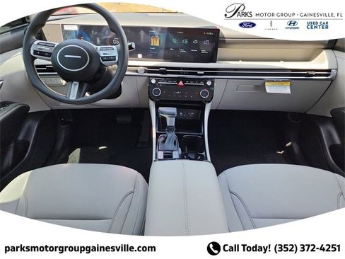 New 2025 Hyundai Tucson SEL image 13