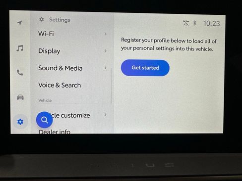 Used 2025 Toyota Prius XLE image 37