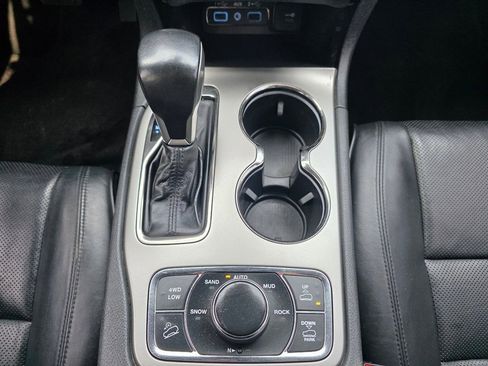 Used 2018 Jeep Grand Cherokee High Altitude image 17