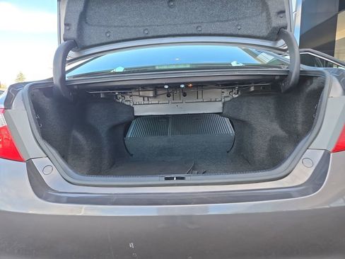 Used 2017 Toyota Camry SE image 17