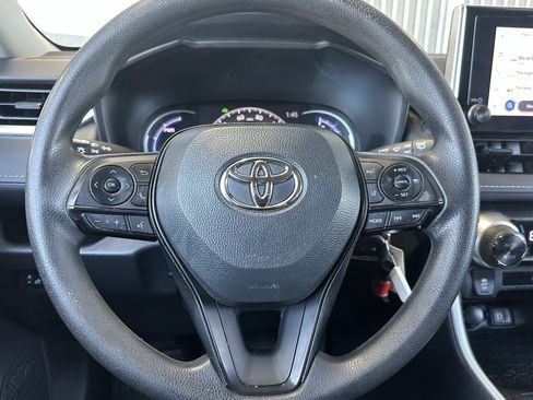 Certified 2023 Toyota RAV4 LE AWD/4WD image 19