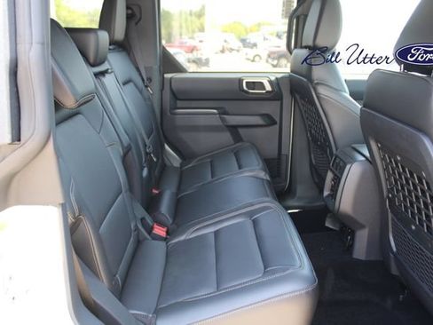 New 2026 Ford Bronco Badlands AWD/4WD image 9