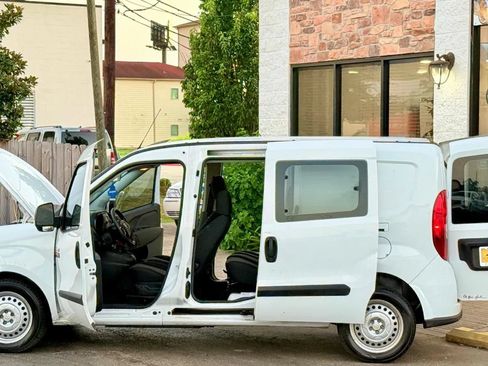 Used 2022 RAM ProMaster City Wagon FWD image 2