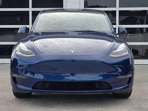 Used 2023 Tesla Model Y Long Range AWD/4WD image 10
