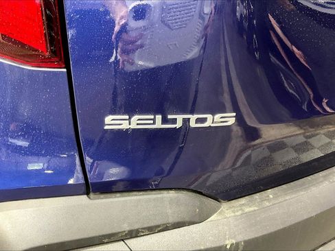 New 2026 Kia Seltos LX FWD image 13