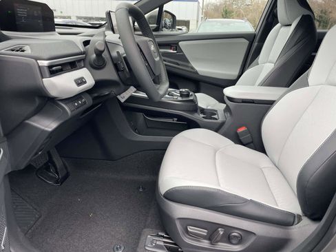 New 2026 Subaru Solterra image 12