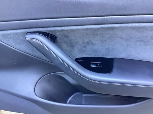 Used 2018 Tesla Model 3 Long Range AWD/4WD image 23