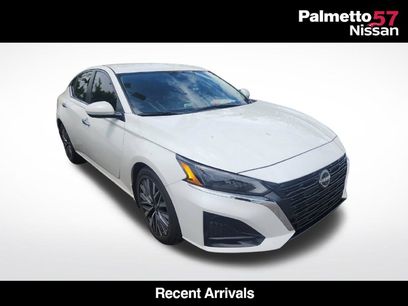 Used 2023 Nissan Altima 2.5 SV