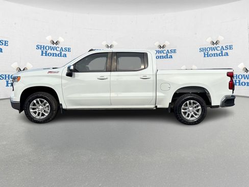 Used 2024 Chevrolet Silverado 1500 LT w/ Z71 Off-Road Package image 4