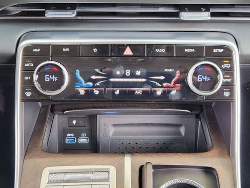 Used 2024 Genesis GV80 3.5T Advanced AWD/4WD image 15