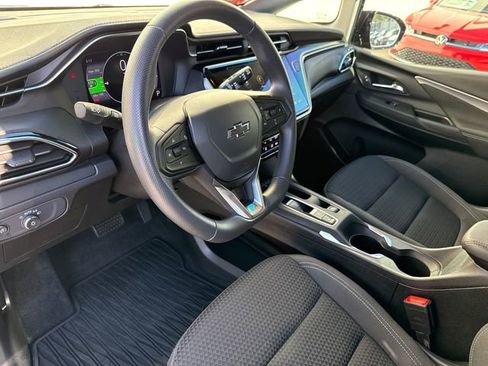 Used 2022 Chevrolet Bolt LT w/ Driver Confidence Package image 29