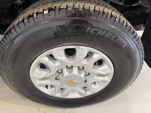 Used 2022 Chevrolet Silverado 3500 LT w/ Convenience Package image 27