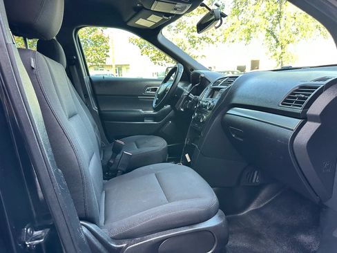 Used 2017 Ford Explorer 4WD Police Interceptor image 21
