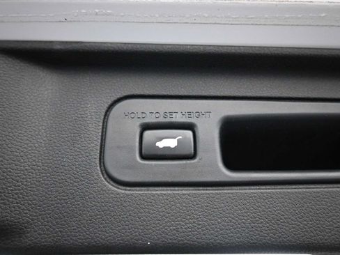Used 2023 Honda Pilot Elite image 24