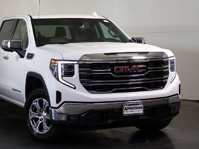 Used 2024 GMC Sierra 1500 SLT AWD/4WD image 6