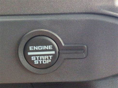 New 2025 Ford Bronco 4-Door image 25