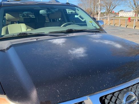 Used 2015 Nissan Armada SL w/ Moonroof Package image 2