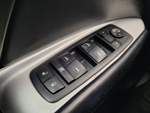 Used 2017 Dodge Journey SE AWD/4WD image 27