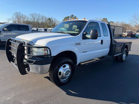 Used 2006 Ford F350 Lariat AWD/4WD image 8