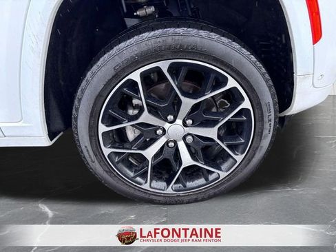 Used 2022 Jeep Grand Cherokee Summit AWD/4WD image 31