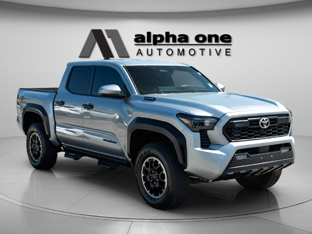 Used 2025 Toyota Tacoma TRD Off-Road w/ TRD Off Road Upgrade Package AWD/4WD image 3