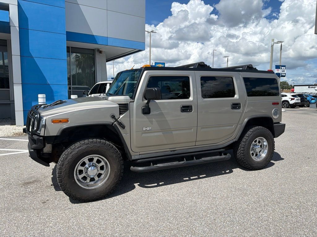 Used 2003 HUMMER H2 w/ Preferred Equipment Group AWD/4WD image 2