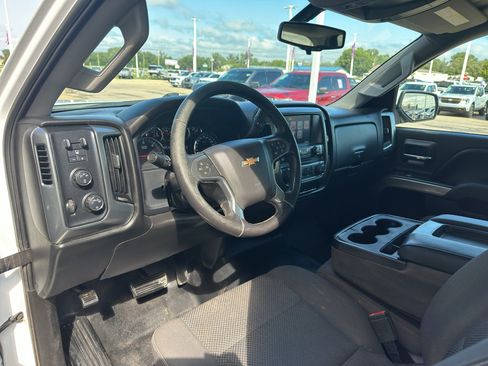 Used 2016 Chevrolet Silverado 2500 LT AWD/4WD image 2