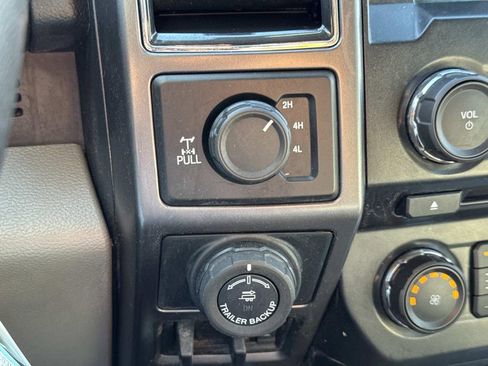 Used 2017 Ford F150 XLT w/ Equipment Group 302A Luxury image 16