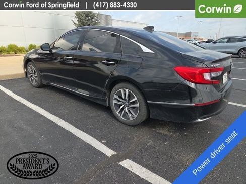 Used 2019 Honda Accord Touring image 7