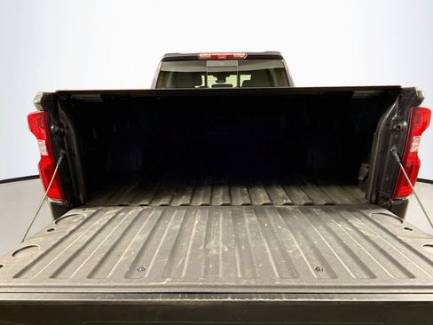 Used 2022 Chevrolet Silverado 1500 High Country w/ Technology Package AWD/4WD image 27