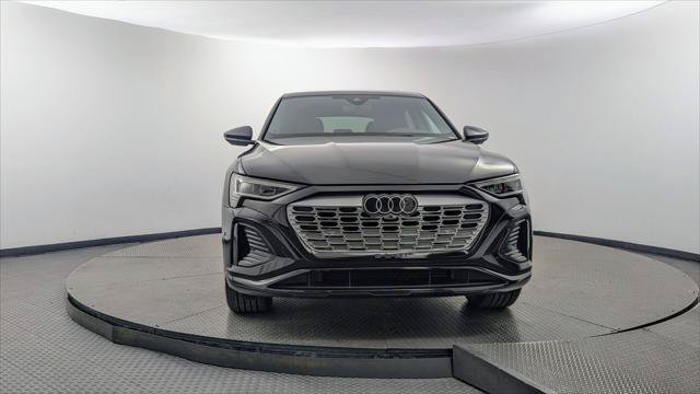 Used 2024 Audi Q8 e-tron Premium Plus w/ Premium Plus Package AWD/4WD image 12