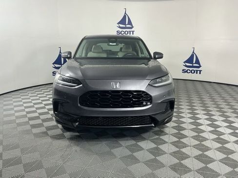 Certified 2024 Honda HR-V EX-L image 2