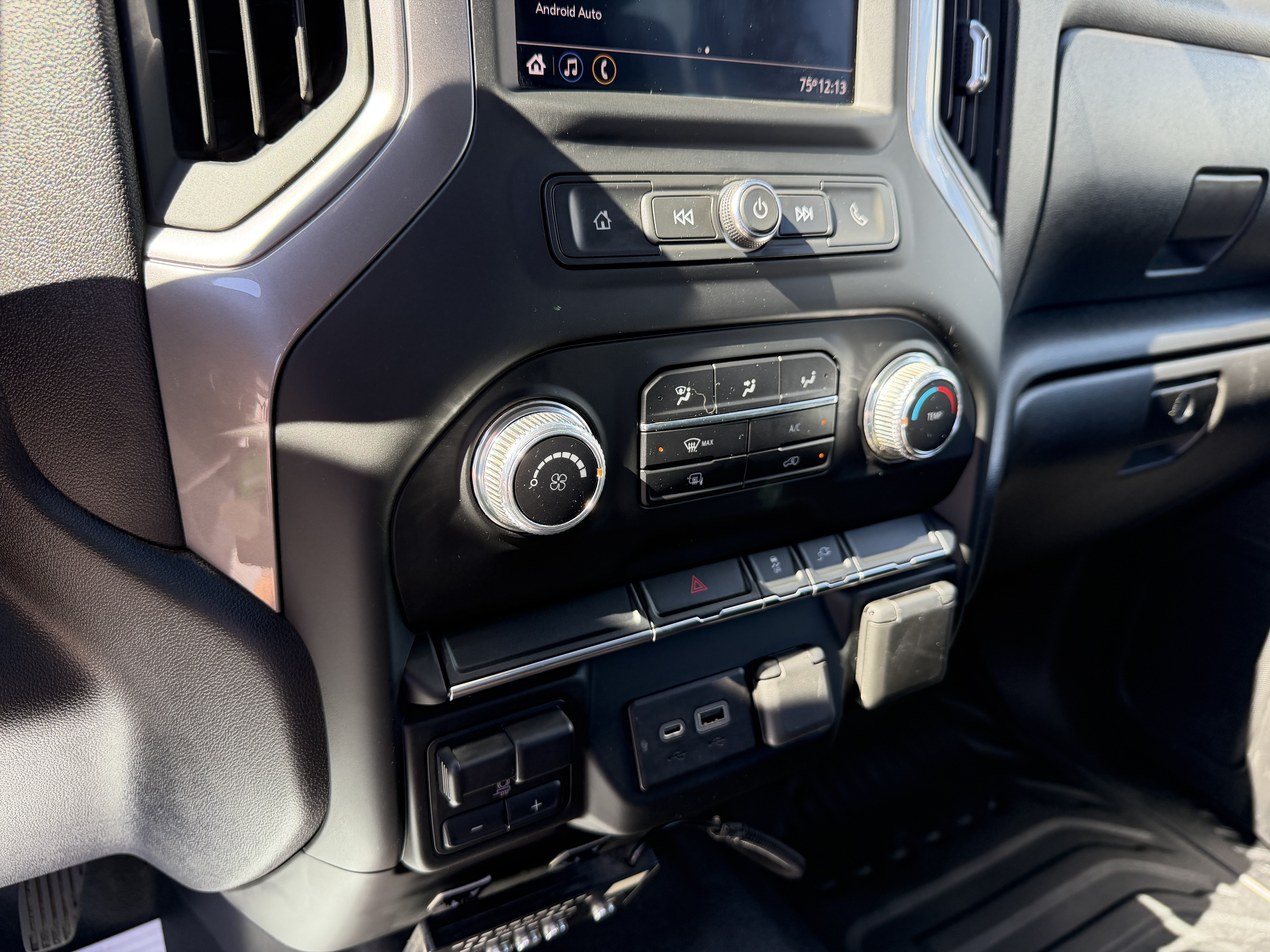Used 2022 GMC Sierra 2500 Pro w/ Fleet Convenience Package AWD/4WD image 27
