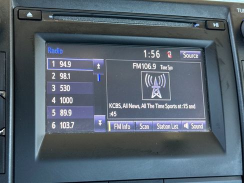 Used 2016 Toyota Camry LE FWD image 20