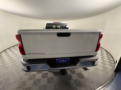 Used 2024 Chevrolet Silverado 3500 LT AWD/4WD image 4