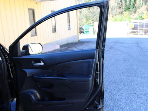 Used 2015 Honda CR-V LX image 17