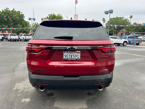 Used 2023 Chevrolet Traverse RS FWD image 4