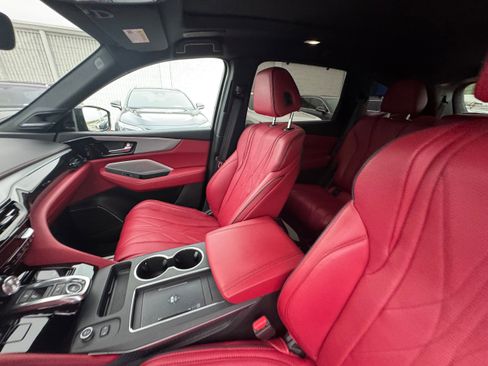 Used 2025 Acura MDX A-Spec image 11